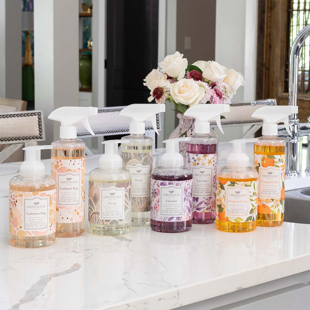 greenleafgifts's tweet photo. Our Foaming Hand Soap and Multi-Surface Cleaner Bundle just makes sense. This lovely dynamic duo makes cleaning a breeze and is now available in four fabulous scents. Bundle &amp; Save: https://t.co/sEi2fdUWxc https://t.co/LdA9fCtWSj