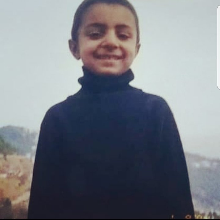 SpiderRehankhan's tweet photo. #16YearChallenge
ππ kitna badal gya yrr mein https://t.co/ueKqBLr84z