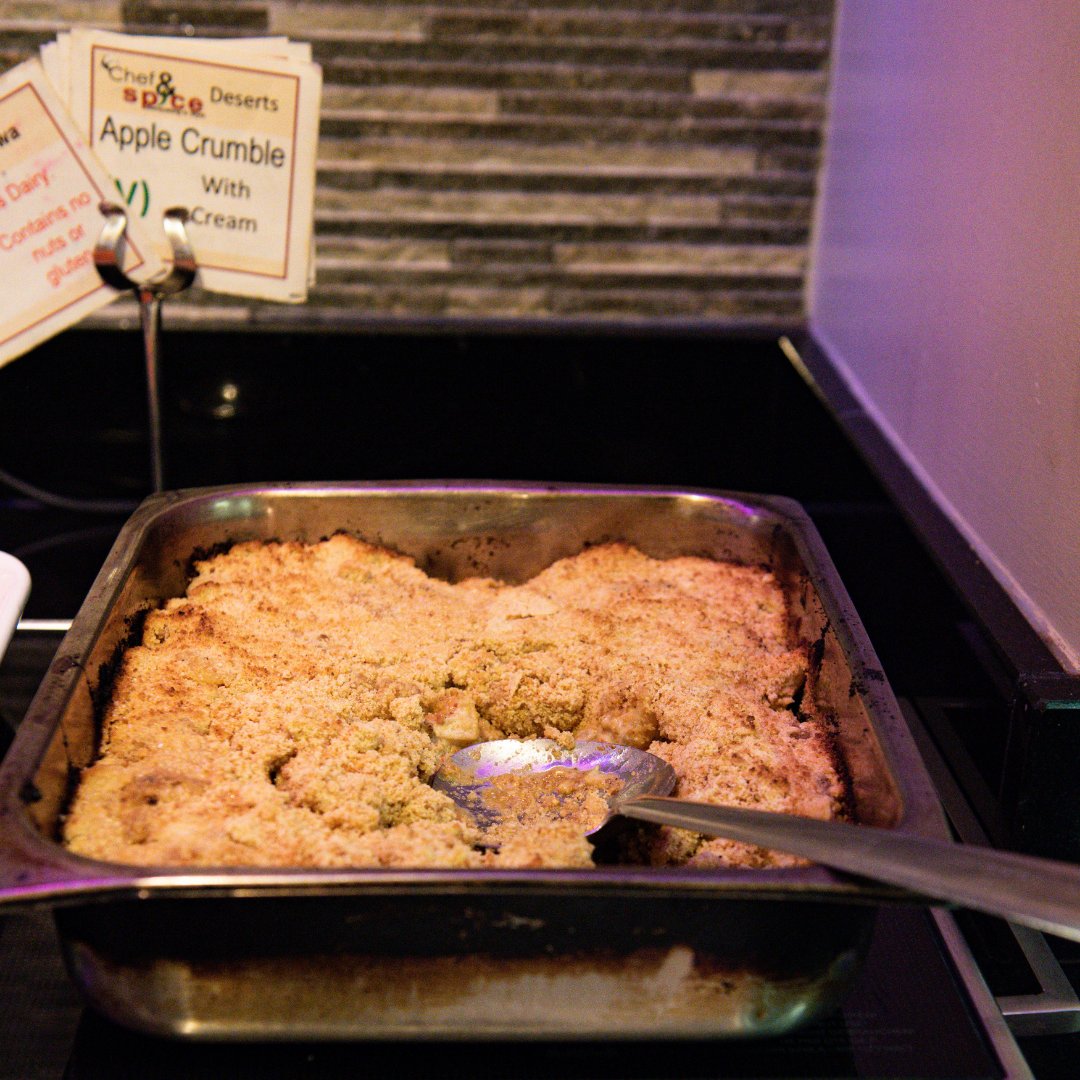 A traditional favourite - Apple Crumble! 😘