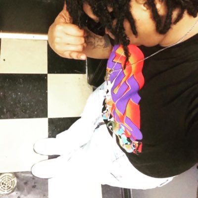 FliAzzTaylor's tweet photo. #NewProfilePic https://t.co/wIyTe3hsVt