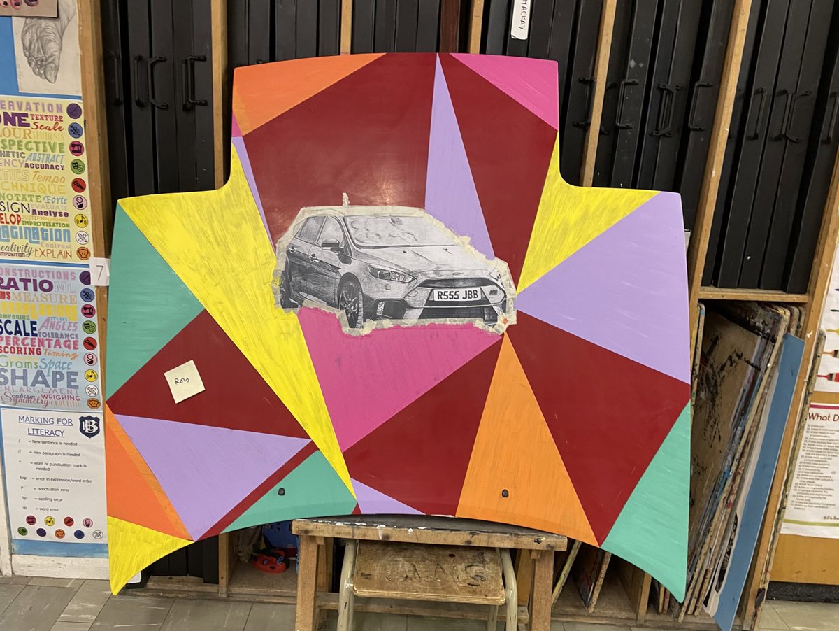 Art_bchs's tweet photo. Well done to our incredible year 11 art students for their work in their mock today! Here is just a glimpse at a few of the wonders pieces #loveBCHS #LoveArt #LifeAtOsborne 😄🎨 https://t.co/wfaTadxNZa