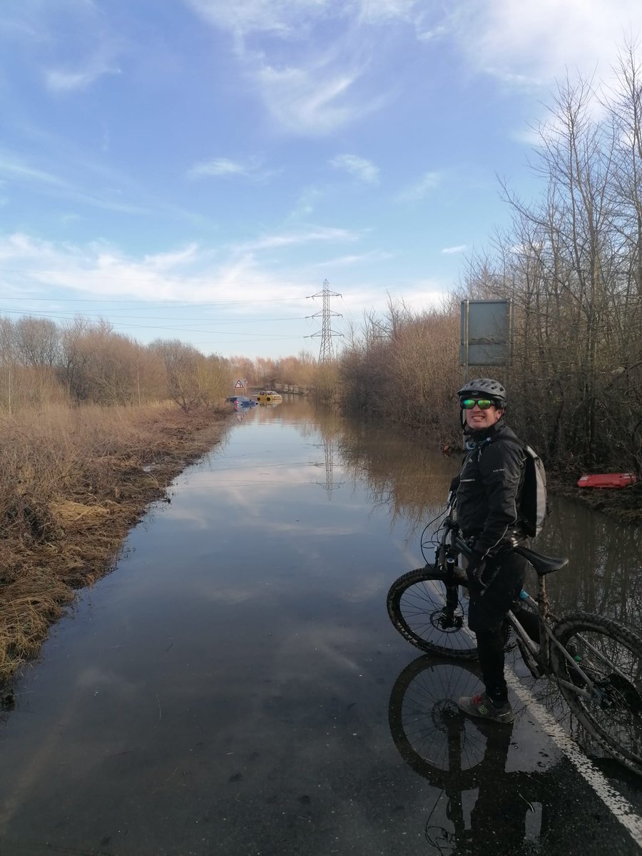 alip1000's tweet photo. We had a plan,go for a couple on Friday and ride Saturday. #toptraining👍 what actually happened was, sink 10 pints win the raffle,next day ride flooded roads for 29miles 🤣🤣 @uw_antony @TotalMTB_ @UKMTB_Chat @Absolutemtb1 #johnmuirtrail #Training #totalatheletes not 🤣🤣🤣 https://t.co/WtZIafzMrf