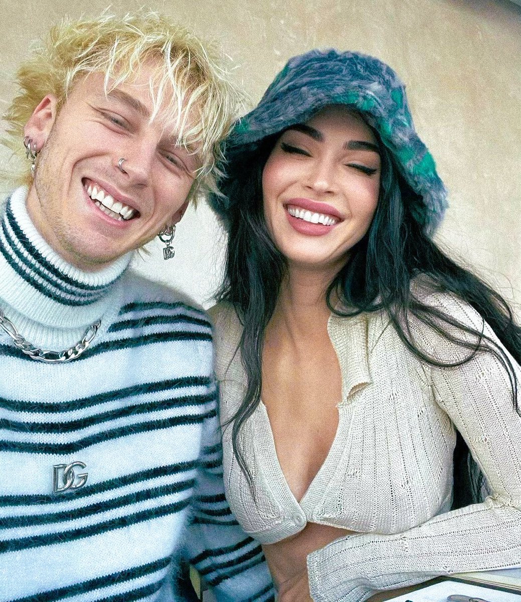 meganxcolson's tweet photo. machine gun kelly and megan fox <3 https://t.co/J7Mj3i2mMz