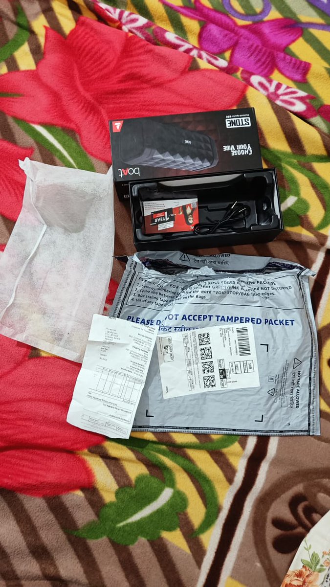 lukasgeorge12's tweet photo. I am deeply unsatisfied &amp; disappointed with the kind of response &amp; treatment i received from your Cx support. I have been that one patent &amp; authentic customers of Amazon since so long that i cant even remember. #Amazon #AmazonIndia #amazonIN #amazonservice
#worstservice https://t.co/6ARzvK9SH8