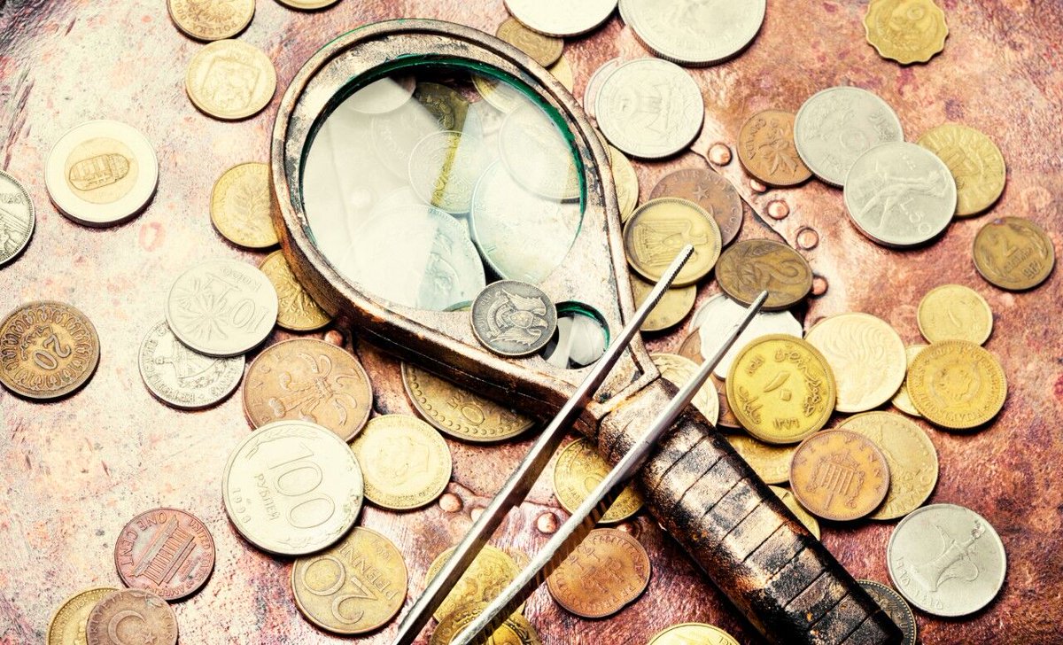 GrandRapidsCoin's tweet photo. People who are new to coin collecting may assume that because many of the coins in numismatists’ collections are old that age is what makes them valuable. This is is a common myth. #coinvalues #coincollecting
https://t.co/ltAckeOfuU https://t.co/ZLs11Plsg7