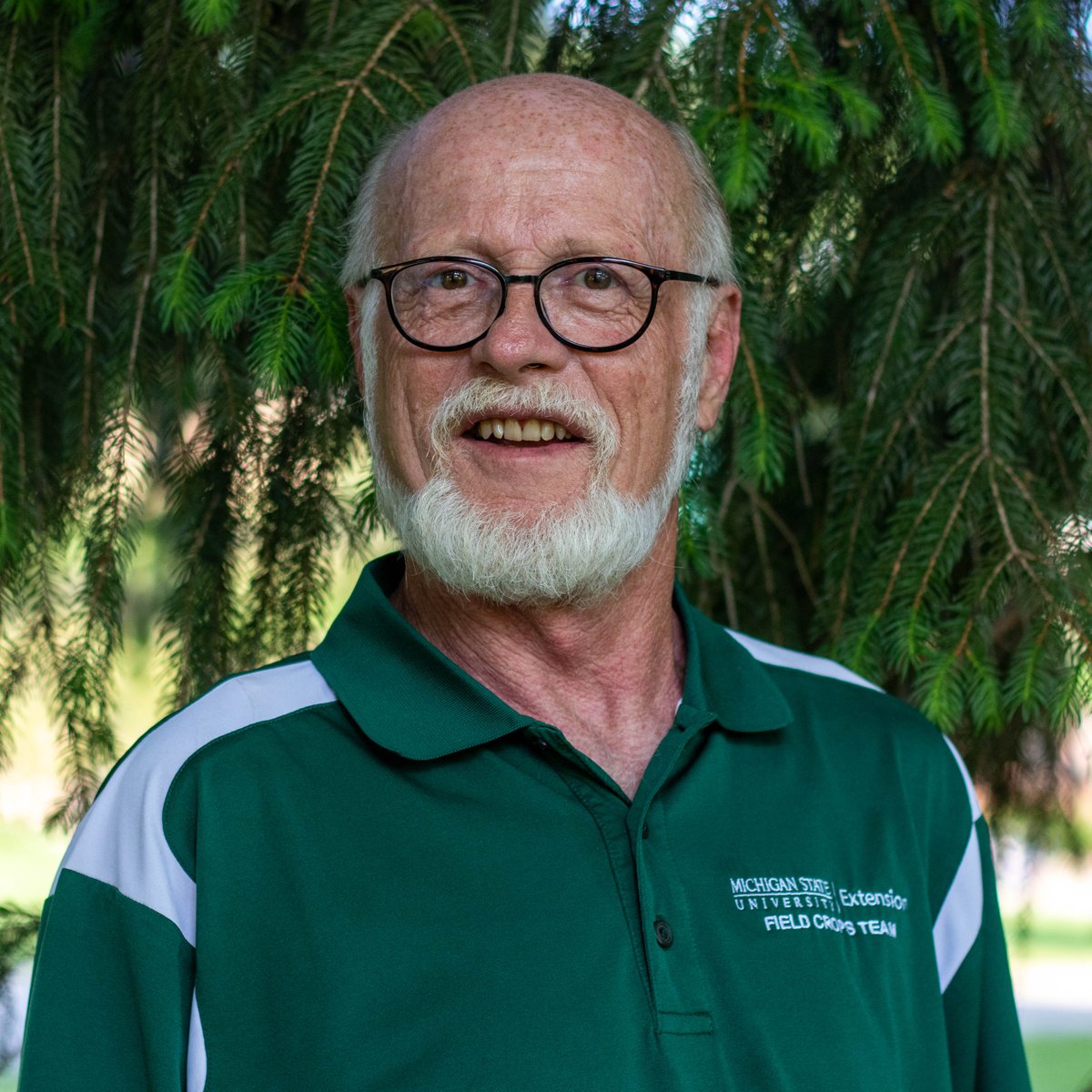 CoverCropsMCCC's tweet photo. MSU's Dean Baas will be presenting our Cover Crop Seeding & Establishment module tomorrow morning at 10AM EST. Dean is an extension educator in sustainable agriculture with interests in Cover Crops, Soil Health and Organic Ag. #CoverCropsWork
https://t.co/vO2lJNZ6WK https://t.co/M74WKp6JH8