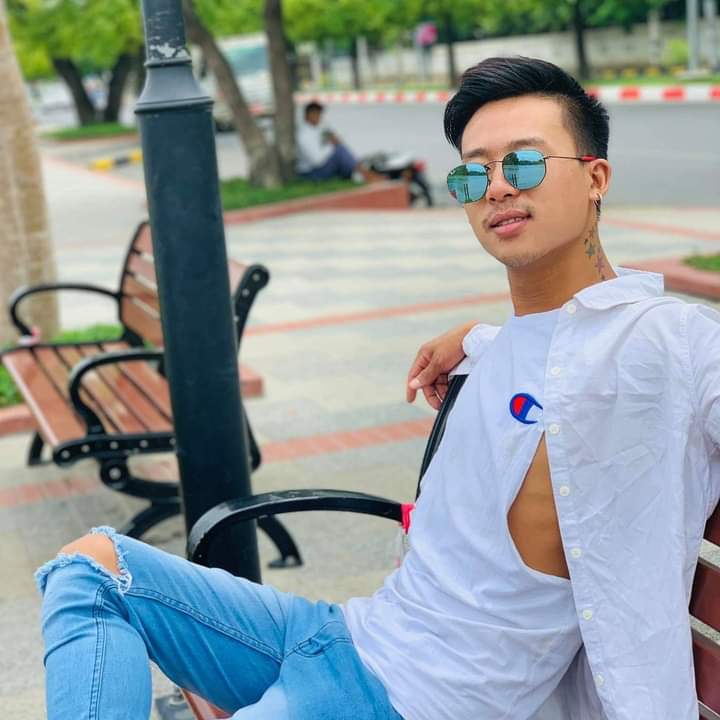 SpaSxe's tweet photo. မဂ်လာပါ
UKD SPA
ကနေကြိုဆိုလိုက်ပါတယ်ဗျ
မိတ်ဟောင်းမိတ်သစ်
ဧည့်သည်တော်လူကြီးမင်များအတွက်
အသစ်အသစ်တွေနဲ့အတူ
အနိပ်ပြောစရာမလို
Service.ကောင်းကောင်းလေးလိုချင်ပါတယ်ဆိုရင်
Ukdလာဖို့မမေ့နဲ့နော်
Bookin.
Viber.09253824404 https://t.co/5FV5LtRWBW