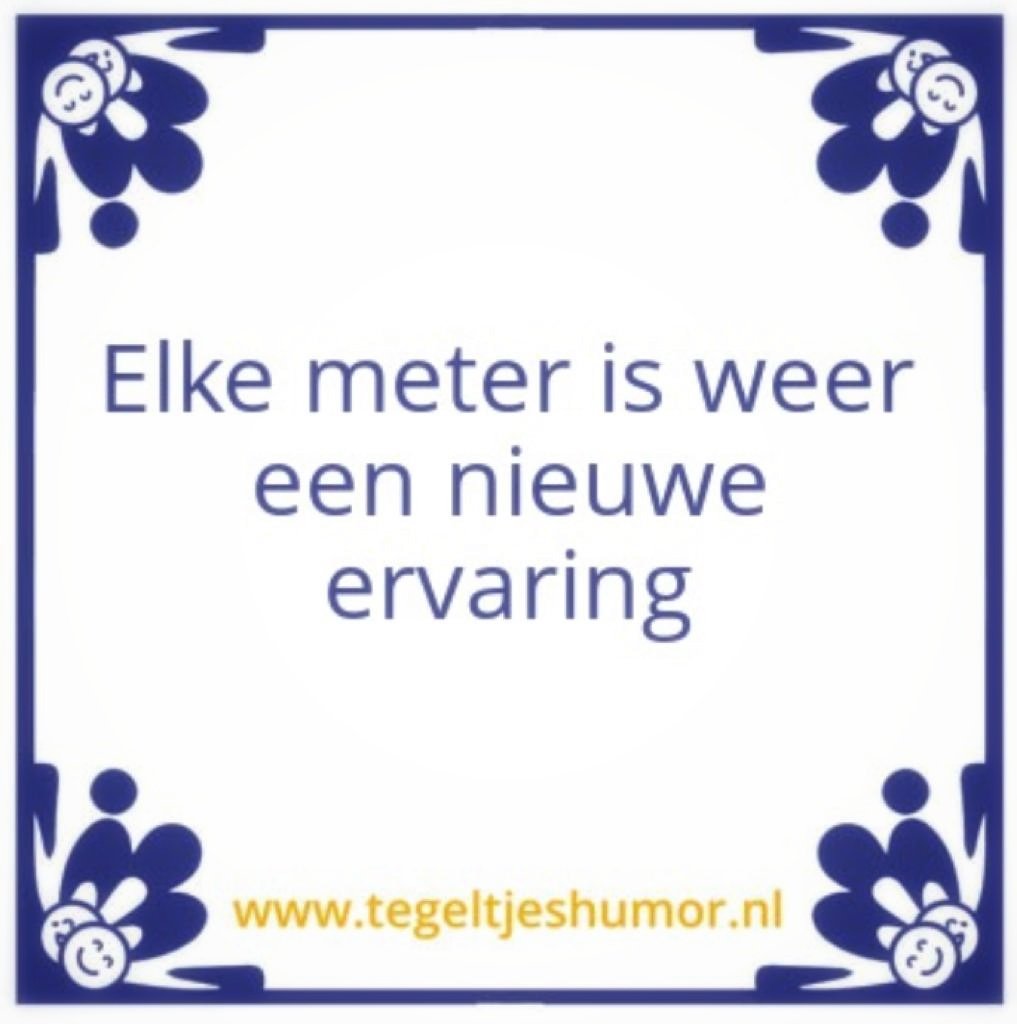 ziekendrager's tweet photo. Vandaag en morgen bezig om het niveau van de cursisten naar een nog hoger niveau te tillen. Klaar stomen voor het assessment Rapid Responder @AmbuAmsterdam #rijtraining #rijopleiding #ambulancerijtraining #bluelighttraining #blauwblauw #ambulanceresponding #ambulance https://t.co/WI4x5M3ND8