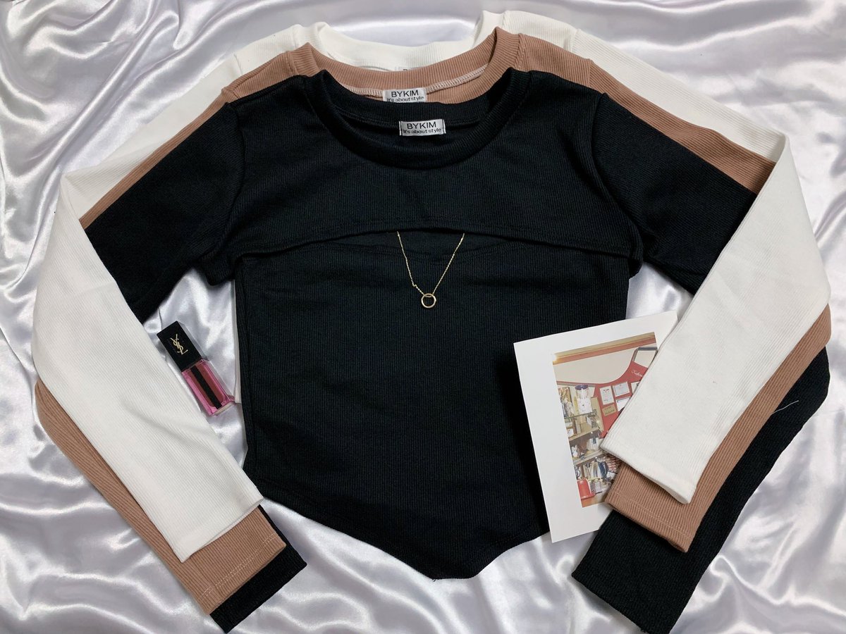 Kurc_Kloset's tweet photo. #พร้อมส่ง
เสื้อครอปผ้าร่องไหมพรม เซ็ต 2 ชิ้น 💖 
ชุดเซ็ต 2 ชิ้น ครอปเกาะอกและเสื้อคลุมสามารถแยกชิ้นกันได้ 

˚✿ Size • อก 31-34" ยาว 14"  
˚✿ Color • ขาว ดำ น้ำตาลอ่อน
˚✿ ราคา 280฿
#เสื้อผ้าสไตล์เกาหลี #เสื้อผ้าแฟชั่น #เสื้อผ้าสไตล์สตรีท #เสื้อผ้าแฟชั่นราคาถูก #เสื้อผ้าสายฝอ https://t.co/ZXKbKHUkoq