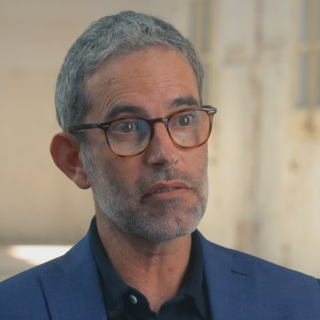 senseficcio's tweet photo. 🗨️"La violència obstètrica és una forma més de violència mèdica. És qualsevol actitud que signifiqui tractar una persona com un objecte i no com a subjecte", Oriol Porta Roda, president @SCOG_cat  

🎞️"Dona, vostè no té res!", demà @tv3cat 
📲#VostéNoTéResTV3 https://t.co/8yrzhja09f