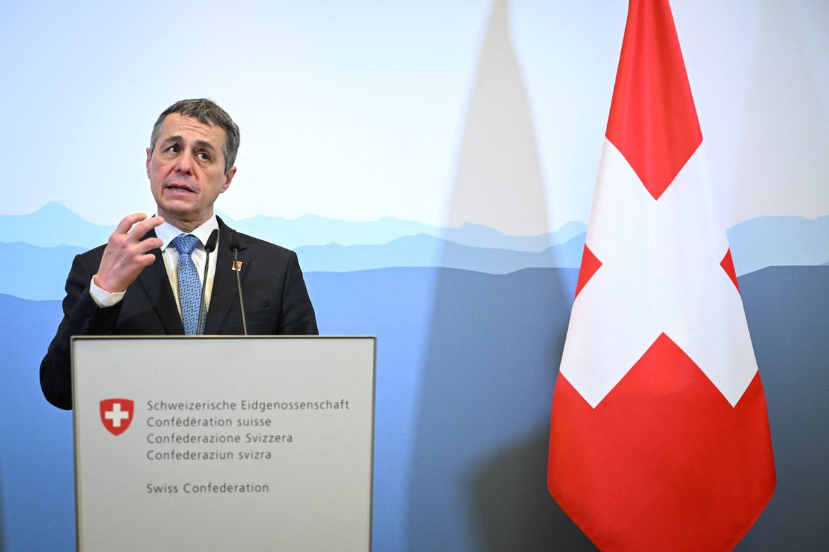 BFMTV's tweet photo. 🔴 ALERTE INFO 
Guerre en Ukraine: la Suisse reprend "intégralement" les sanctions de l'UE contre la Russie
https://t.co/StLPaeutRA https://t.co/YpHGsFHdVB
