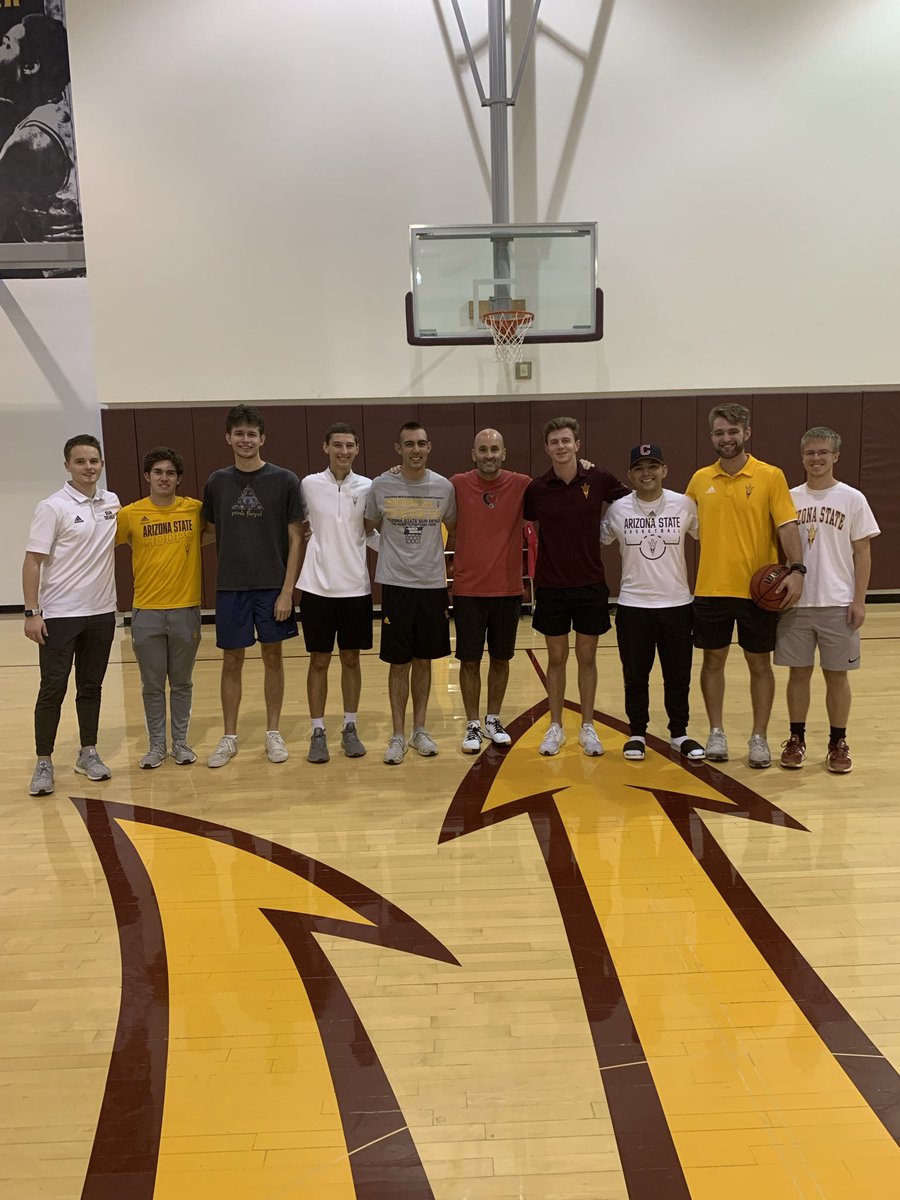 Special team right here!

#ManagerAppreciationWeek

#ForksUp