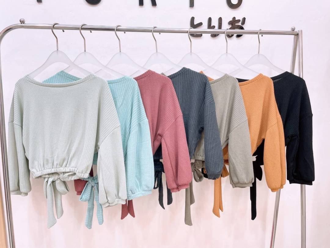 Kurc_Kloset's tweet photo. #พร้อมส่ง
เสื้อผ้ารังผึ้ง ผูกเอว แบรนด์ Torio 

˚✿ Size • อก 32-38" ยาว 17" 
˚✿ Color • ดำ น้ำตาล เขียวขี้ม้า
˚✿ ราคา 280฿
#เสื้อผ้าเกาหลี  #เสื้อผ้าสไตล์เกาหลี #เสื้อผ้าแฟชั่น #เสื้อผ้าสไตล์สตรีท #เสื้อผ้าแฟชั่นราคาถูก https://t.co/RdnZYb53D9