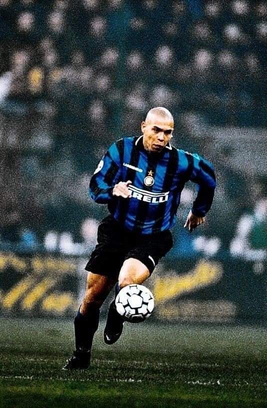 Giuseppek17's tweet photo. Unico devastante, il più forte, semplicemente Ronnie. https://t.co/H91xussBsO