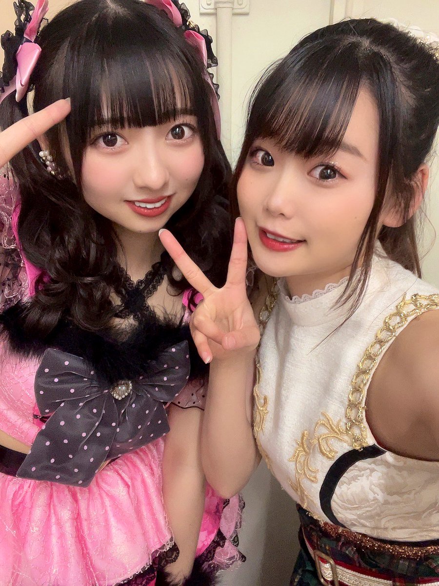 ic_rinka's tweet photo. ✨ギラギラ✨なりなんちゅさん卒業おめでとうございます🥰💗

Happiness〜kanshaのうた〜の時に目があってもううるってきました😢

みんながマイク持てるように考えてくれたり初めてやる曲にも出さしてくれたり本当にありがとうございました🙇‍♀️💓

また早く会いたいです😏
仲良くしてくれてあり文字数… https://t.co/aRWJ3m9aJt