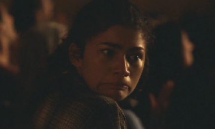 livvysess's tweet photo. THIS👏🏻FACE👏🏻IS👏🏻EVERYTHING  #euphoria https://t.co/W8pWl7Cioe