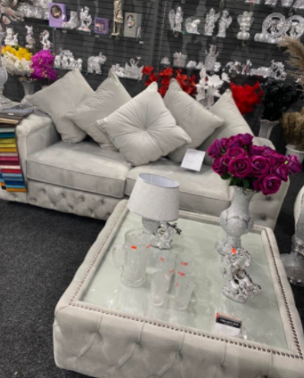 CornmillCentre's tweet photo. Upgrade your living room with a new sofa from The Gift Box, stylish sofas at affordable prices 🛋️
Explore the range in store now! 👇
📍Find them on the Northgate mall opposite Blush.
#cornmillcentre #thegiftbox #sofa #spring #shoplocal #shopindependent https://t.co/E3qd2q1rfL