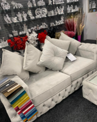 CornmillCentre's tweet photo. Upgrade your living room with a new sofa from The Gift Box, stylish sofas at affordable prices 🛋️
Explore the range in store now! 👇
📍Find them on the Northgate mall opposite Blush.
#cornmillcentre #thegiftbox #sofa #spring #shoplocal #shopindependent https://t.co/E3qd2q1rfL