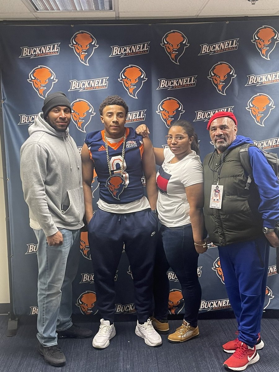DCHASE_21's tweet photo. I wanna thank @CoachJasonMiran for inviting my family and I to Bucknell 🟠🔵. We truly had a wonderful time. https://t.co/yhMvD2N0AC