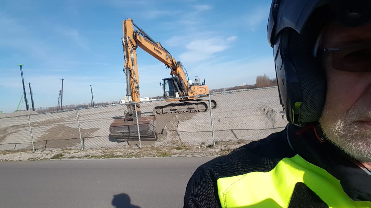 Hier ergens komt nieuwbouw van #Inholland 😁