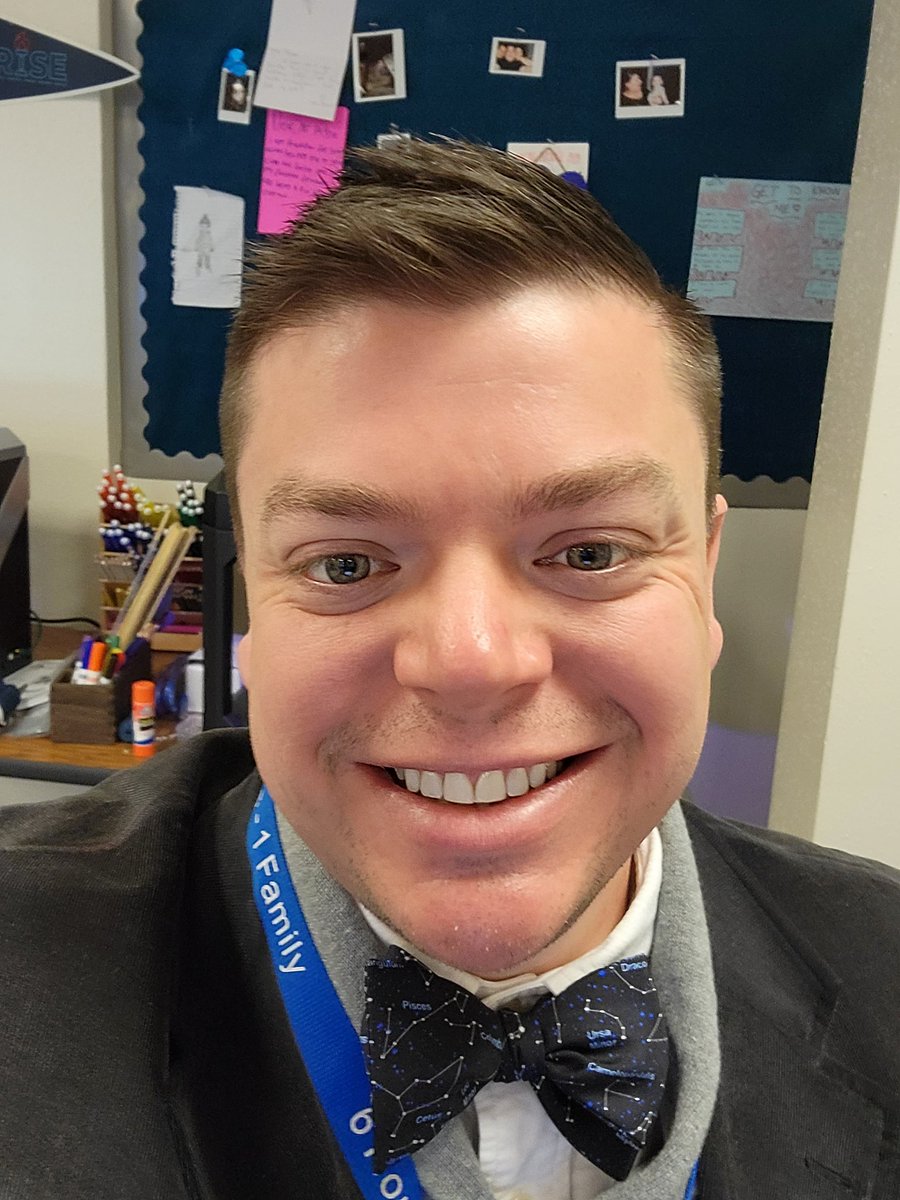 Jamesqpayne's tweet image. As we finish out our celebration of black history month @Crockett_MS I&apos;m paying tribute to @neiltyson . As an educator I am constantly inspired by his enthusiasm and love for teaching and learning! #WeRiseIrvingISD #CMSBraverTogether