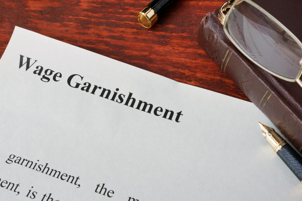 MernaLaw's tweet photo. The Complete Guide To Garnishment Law . https://t.co/Vb1DX2aFLH https://t.co/JYB3KsJMQ3