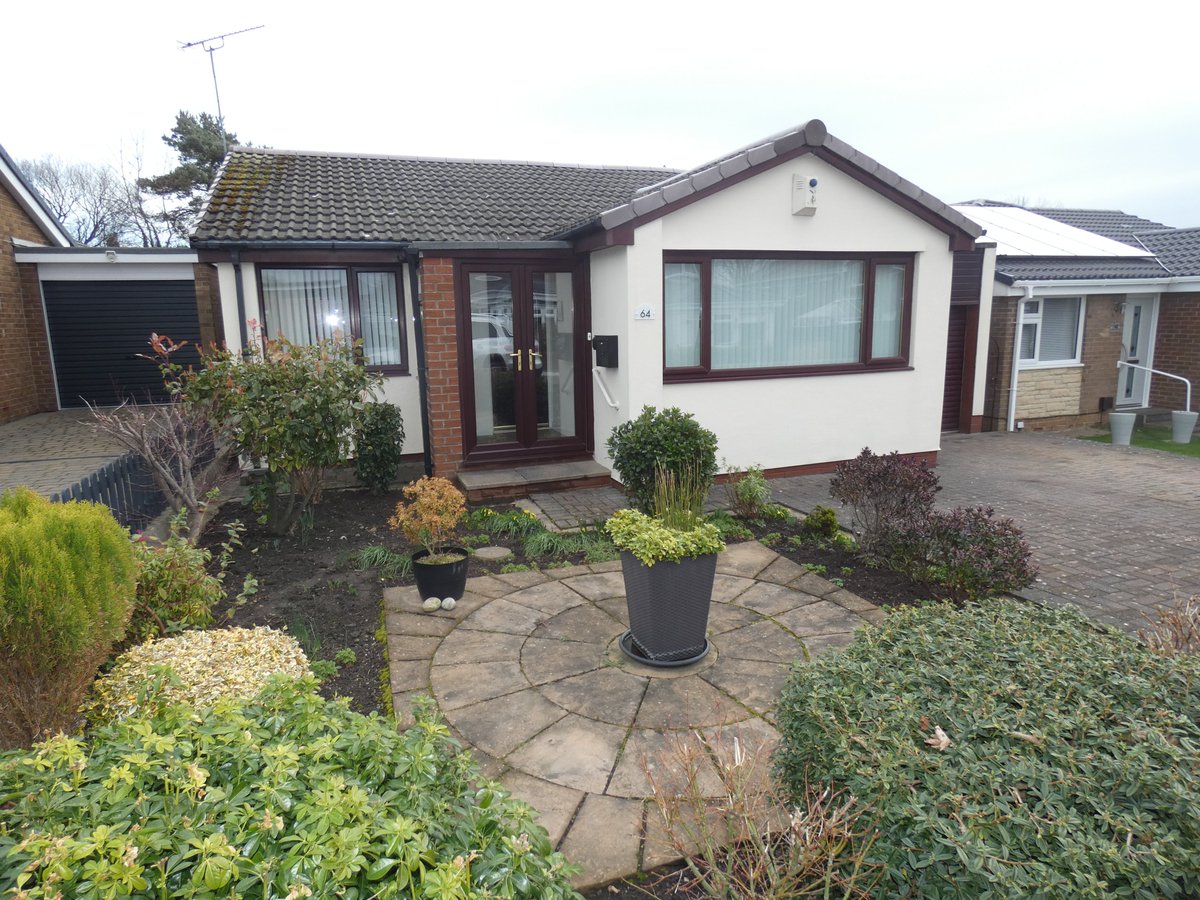 MLEstates's tweet photo. 1 HOUR + 5 VIEWINGS  = 4 OFFERS OVER THE ASKING PRICE!🙌

We sold this property within one hour of the property going live! 🎉

Properties are STILL in high demand. 

There is no BETTER TIME to sell your property with your KNOWLEDGABLE, FRIENDLY and LOCAL AGENT. https://t.co/xoUwp0L92l