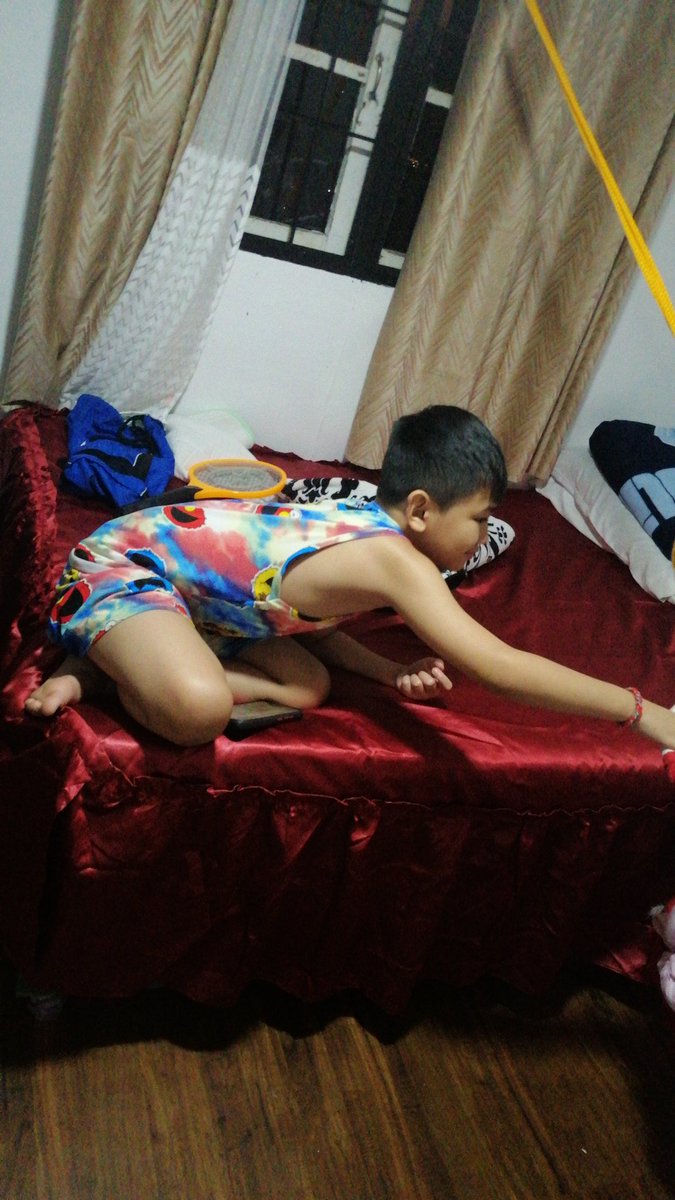 AlmoiteHerbert's tweet photo. Sinusubukan ko naman maging mabuti pero grabe pagod sa trabaho pag uwi. Mag luluto mamalengke 22long sa mga nag alaga buong araw pero imbes na pag katapos kumaen eh ma kapag pahinga na eto kami nag aalaga pa rin may pasok at madami pa akong gagawin bukas. https://t.co/uzx3sFhNbH