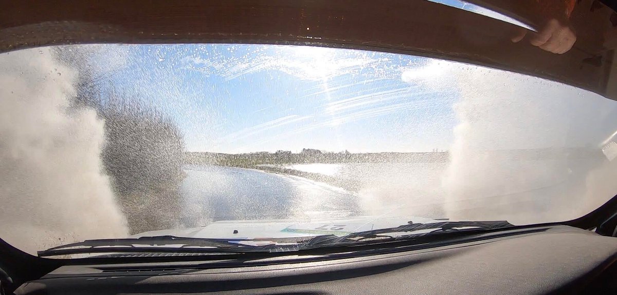 Beverley_DMC's tweet photo. What the watersplash on Rise looked like from inside the rally car! #ERSR22 https://t.co/aqpRiRhSxe