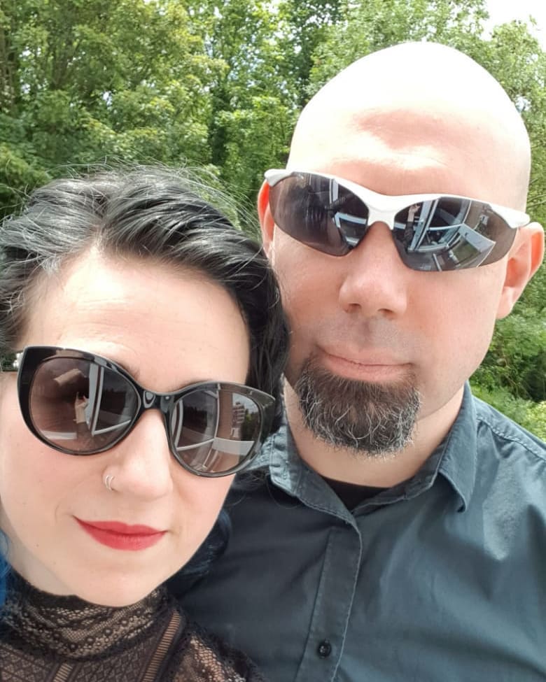 #ShareYourRare is a collaboration between art and science, which is where <a href="/phenotypica/">Phenotypica</a> come in.

Meet Ben - a scientist, and Neus - an artist - who create artwork and immersive experiences about genetics and evolution.

🔗 phenotypica.org/projects/share… 

#RareDiseaseDay2022 *MO