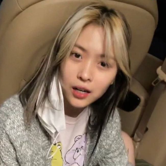 dailysrj's tweet photo. missing ryujin hours https://t.co/yincdzH4Ki