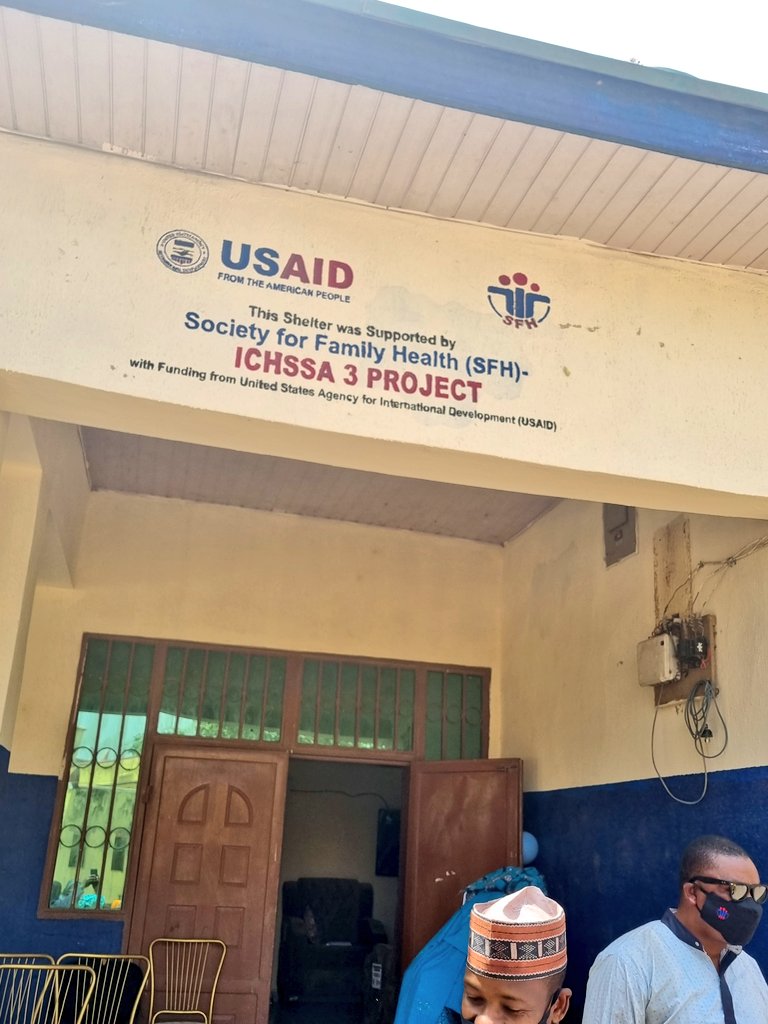 Omokhudu_I's tweet photo. #GBV  continue to limit the quality of lives of children in our communities. Pleased to unveil a safe shelter for children affected by violence today in Kano in conjunction with the HC of Women's Affairs as part of our social protection intervention #gamechanging https://t.co/3t0OLA2eGW