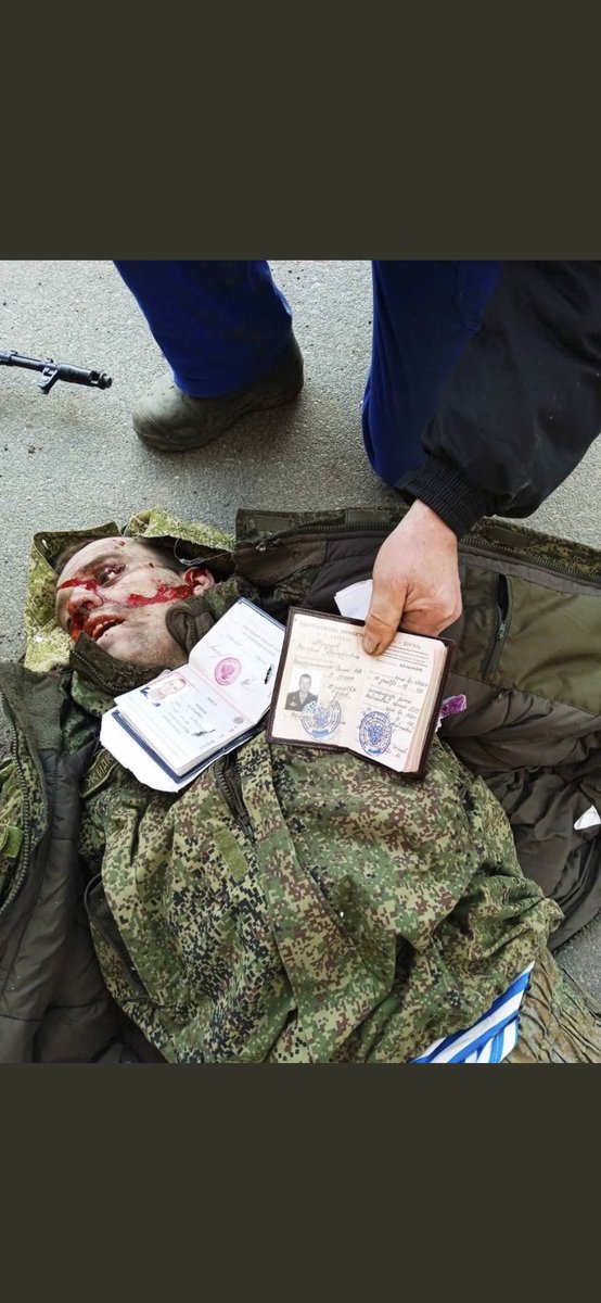 UkraineVsRussi4's tweet photo. According to sources, he is a #Russia soldier https://t.co/ILEUx6Pqrf