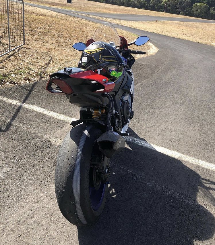 rich_energy's tweet photo. Australian road racing star @davojohnson20 in training fuelled by Rich Energy #RoadRacing #DavoJohnson #RichEnergy https://t.co/X57Naw0ecQ