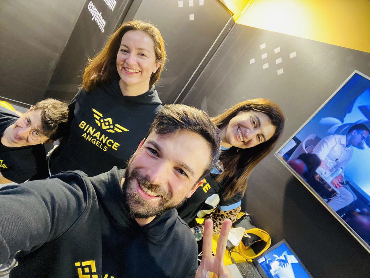 luciaq84's tweet image. Come to meet us at the @binance booth during the @MWC22 and discover how to become a #binanceangel #Binance @DexCobra