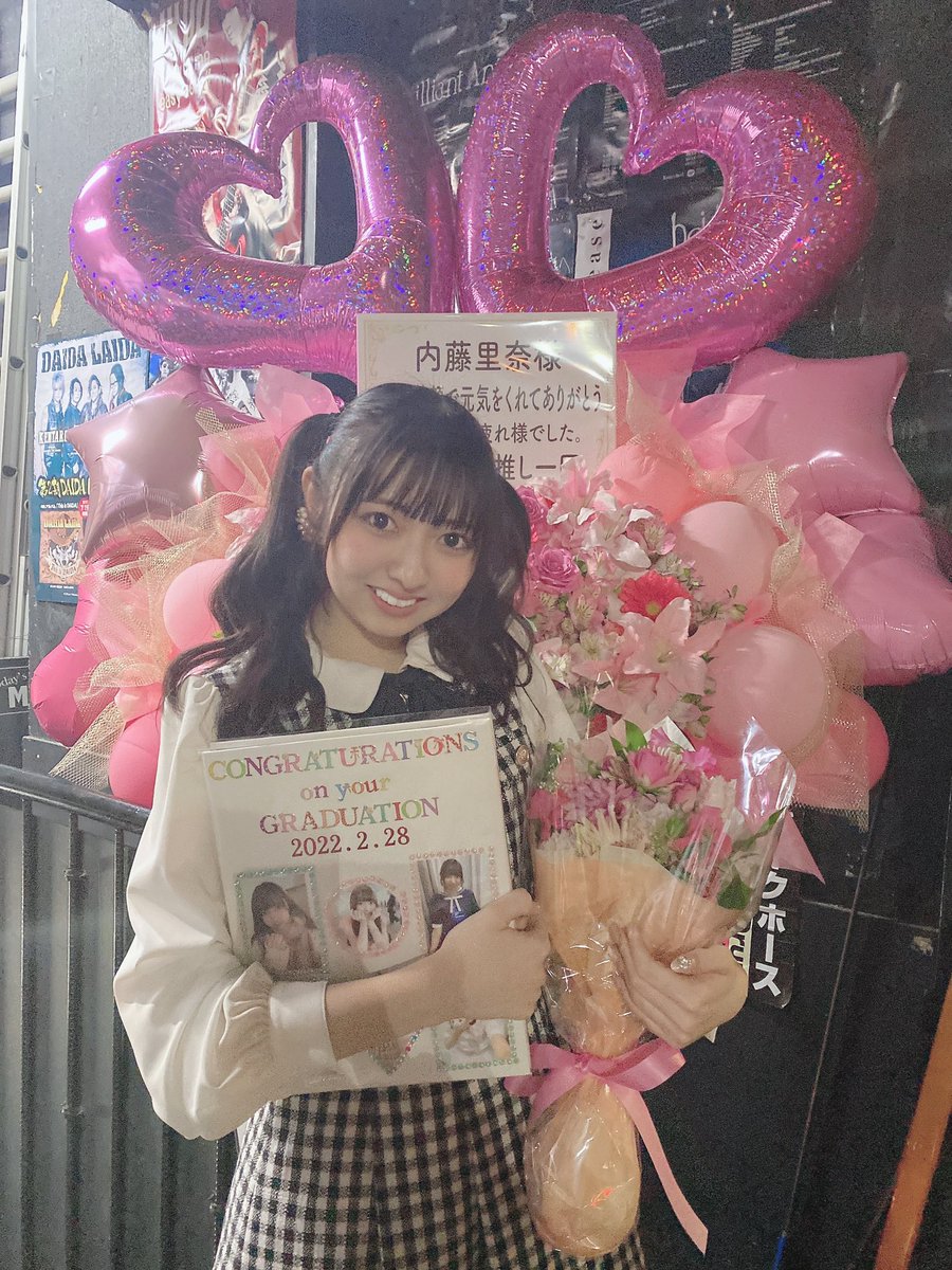 ic_rinanchu's tweet photo. 卒業ライブありがとうございました!!😭
ほんとにほんとに楽しくて、あっとゆう間に終わってしまいました…😭今日ステージから見たケシキは、1人じゃ絶対に見れないケシキで、
こんなにも、たくさんの人に愛してもらえてるんだって、幸せすぎました!!🥺💖
卒業しても、アイカレがだいすきです!!🥰 https://t.co/Zx1kSwCf9H