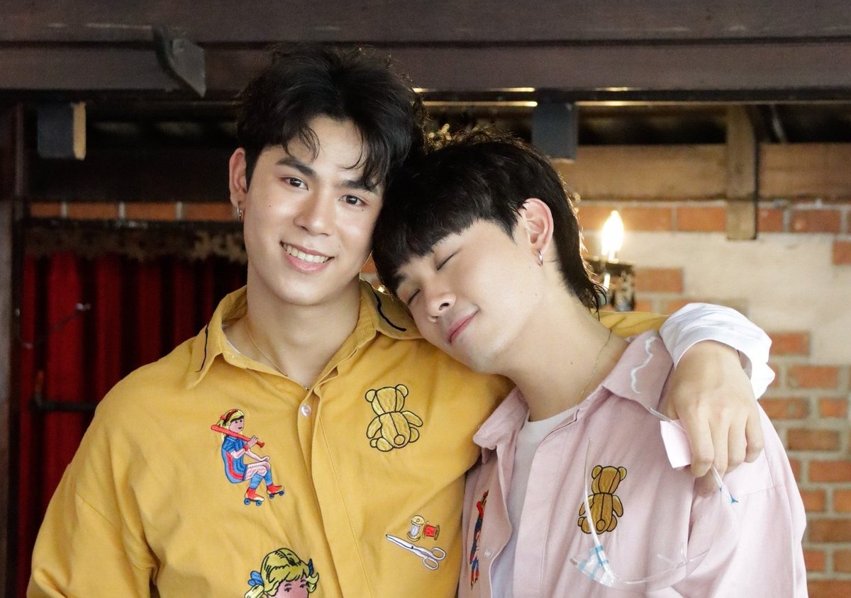 PerPoyarchives's tweet photo. #PerPoyOpenHouse was this day, last year! What an amazing fanmeet it was ❤️
#แล้วแต่เปอร์ #ปอยปี้เอ๋อแท้ไม่ปรุงแต่ง #MyPePo https://t.co/ahcFU7TXoB