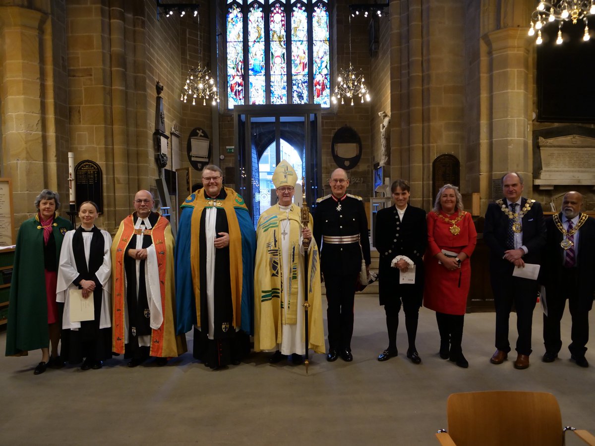 WakeCathedral's tweet photo. What a weekend!
From #rhubarb activities and @wakeycollege graduation ceremonies to a packed-weekend for #CathedralKitchen and a special Choral Evensong on Sunday, thank you to everyone who has visited.
#RhubarbFest https://t.co/vDsxi80AD6