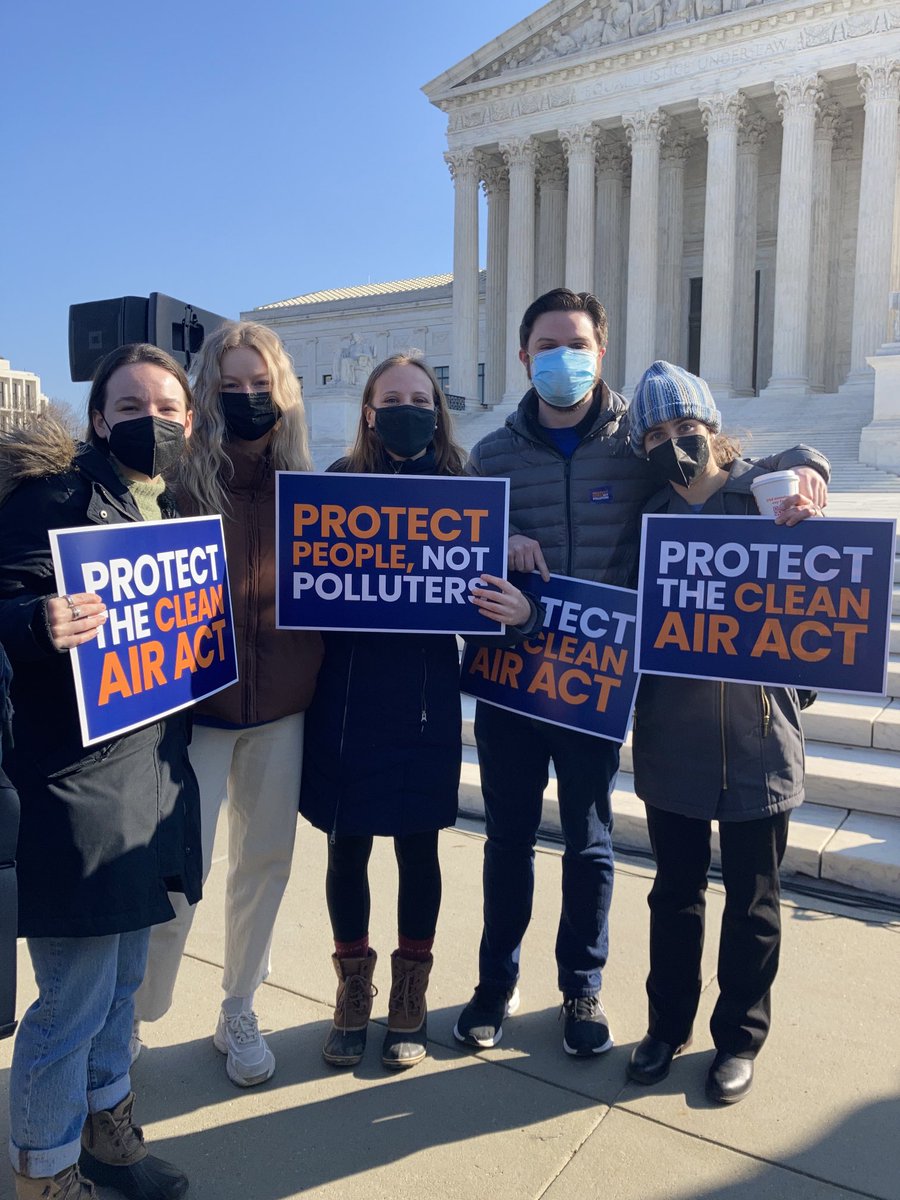 Lisa Frank tweet media