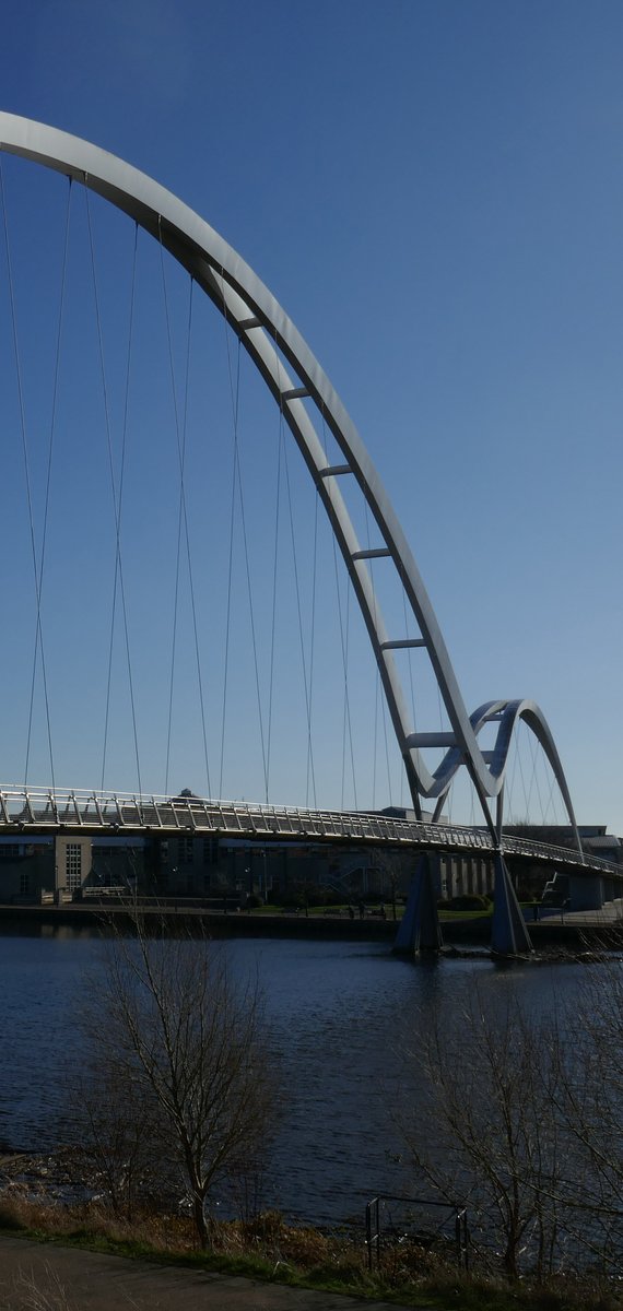 0lymanO's tweet photo. Infinity Footbridge @stocktonontees https://t.co/730e1lTKAT