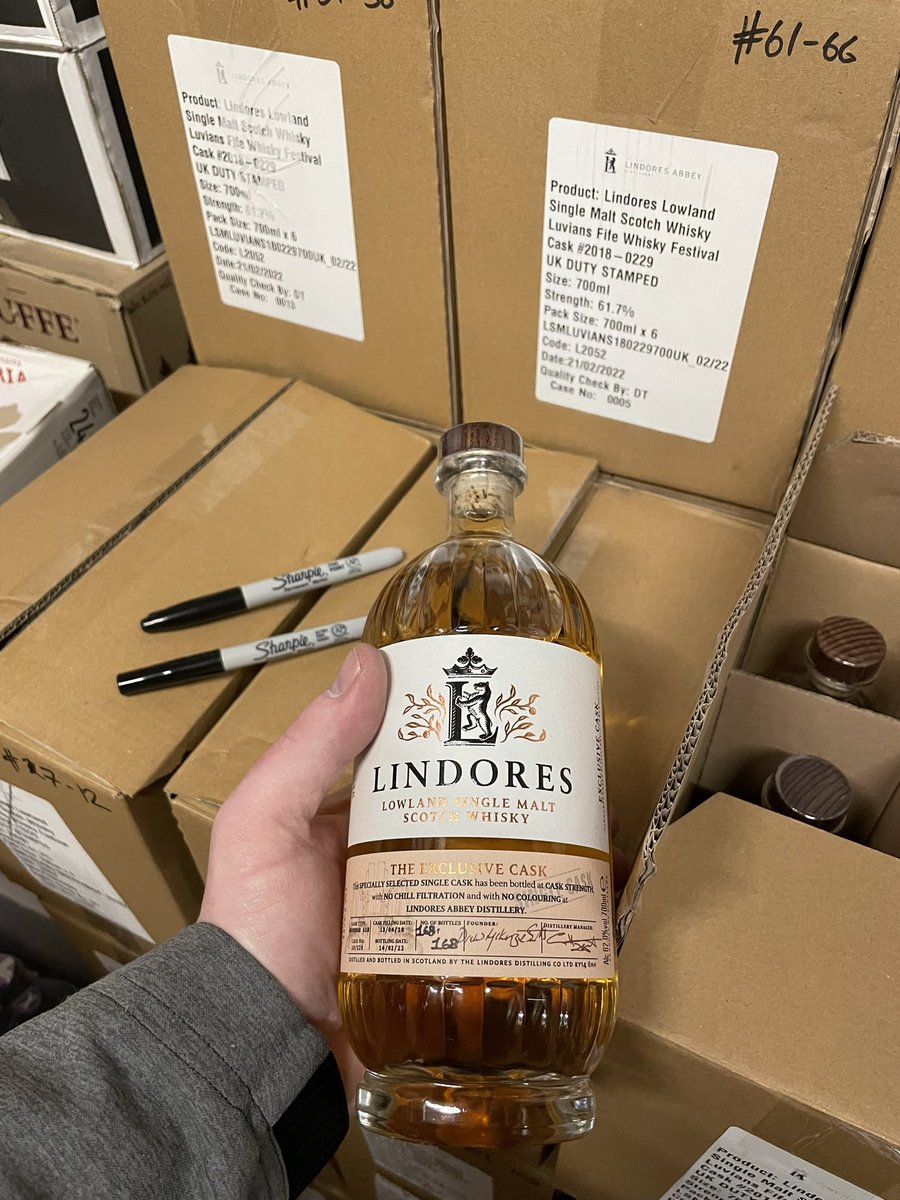 bigairch's tweet photo. If I had one piece of advice for young people entering the whisky industry, it would be ‘Don’t be the person in the company that gets the reputation for having good hand writing for numbering bottles’.
@luvians exclusive cask of @LindoresAbbey for @fifewhiskyfest is good to go! https://t.co/0J2jpr2XRb
