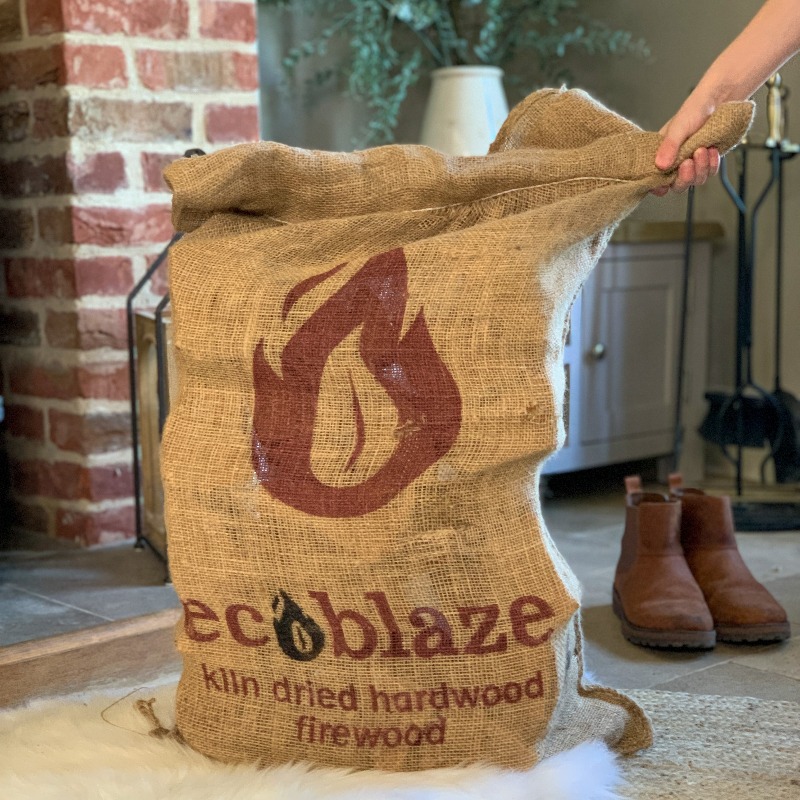 Be one of the first to try our NEW Ecoblaze hessian firewood bags…

whitehorseenergy.co.uk/express/ecobla…

Order today to get your delivery in before the weekend!

#ReadytoBurn #hessianfirewoodbag #hessian #firewood #kilndried #new #newproduct #woodfuel #woodburning #biodegradable