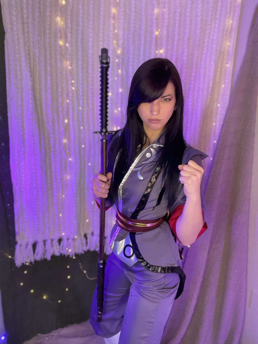 SeeCatBeCat's tweet photo. Cosplay 5/7 Yuri Lowell “Tales of Vesperia”
#yurilowell #cosplay #crossplay #sword #twitchstreamer #seecatplay https://t.co/IXOL0aziyx