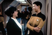 sweeney_cormac's tweet photo. #trekfirsts Historic First
Mae Jemison was greatly inspired by #StarTrek growing that she became the first African-American Woman to go to space. When she was invited to cameo in "second chances", Nichelle Nichols came on set to meet the woman she inspired. https://t.co/5UbatlzPcd