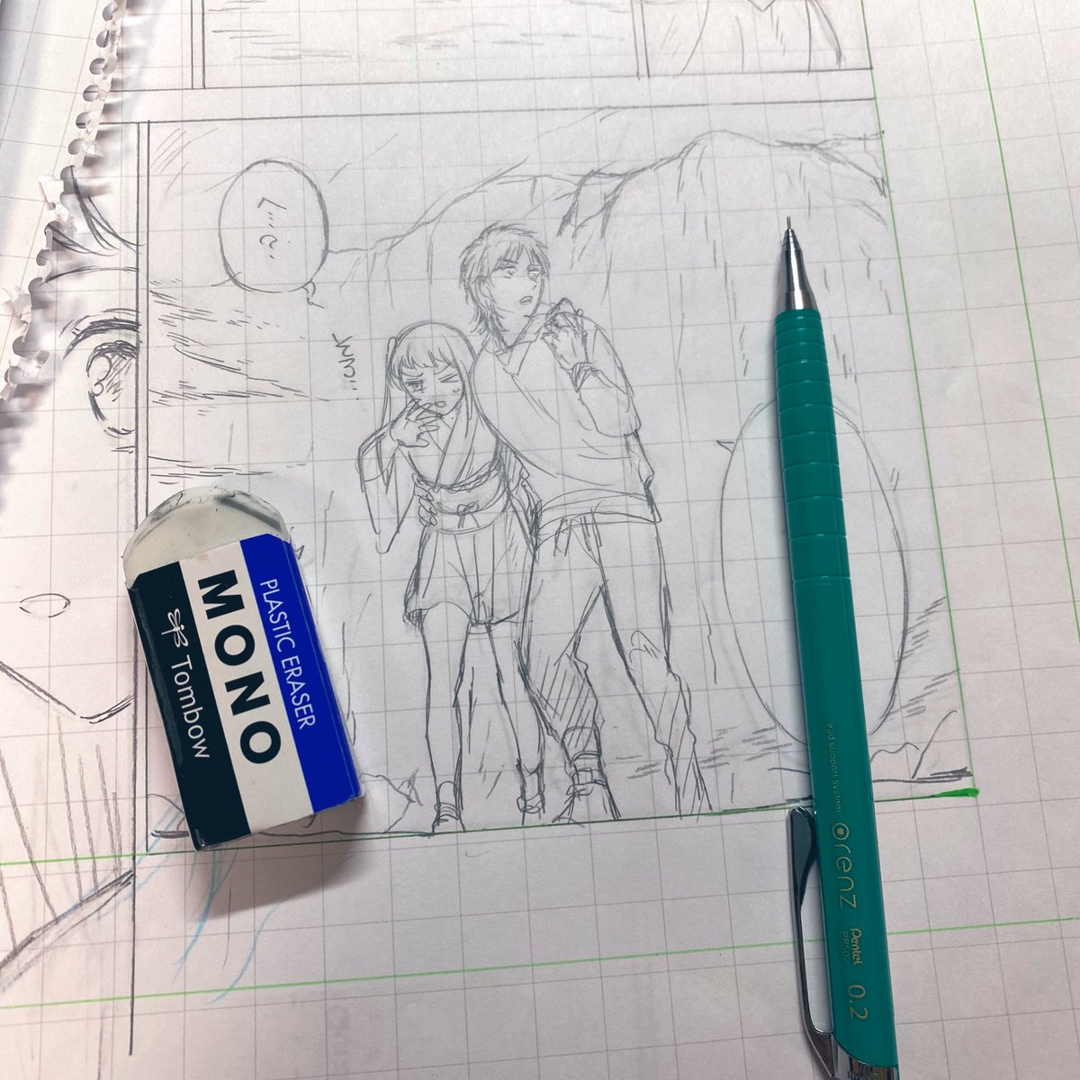 何日か前に作画に入るのにネームペーパーがねぇ!て言ってた件。探し歩くのが嫌で、方眼のクロッキー帳で代用しました。これはこれで良きでした🤔 https://t.co/Xm9Dv0S9k4 