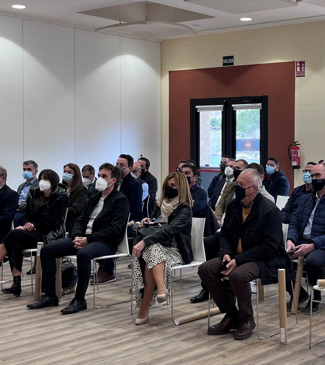 grupo_peisa's tweet photo. ¡Muchas gracias a @ApemeAlicante por la invitación a la Presentación de  Conecta22! 
Es un placer ser patrocinador del interesante evento que tendrá lugar el 18/03 en #Terramitica. 
¡@grupo_peisa siempre a vuestro lado! 💪🏼💪🏼💪🏼

@AALMINANA
@DiazPeisa 
#siemprecontigo https://t.co/vaGwkI8mUa