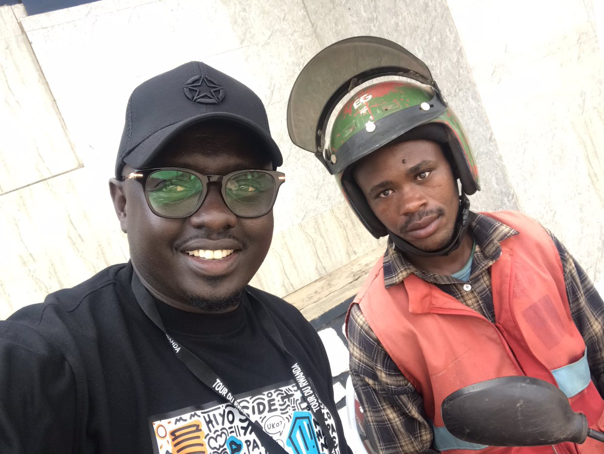 AthanTashobya's tweet photo. Immediately, Daniel reported the incident to the traffic police. Thank Goodness street cameras had recorded our car plate number.
@Rwandapolice instantly called my driver & put us in touch.
After the race, Daniel drove at the meeting point to hand over the money. Be like Daniel https://t.co/nvyUIgG16R