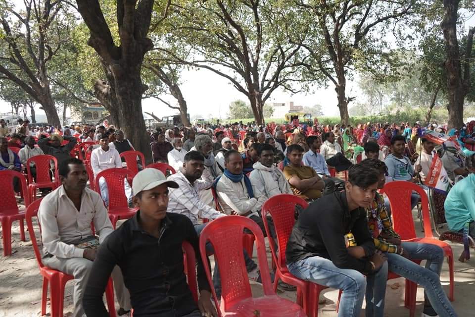 #WamanMeshram
बामसेफ के संस्थापक सदस्य मान्यवर दिनाभानाजी के 94 वें जयंती के अवसर पर 325 खजनी विधान सभा क्षेत्र में राष्ट्रीय परिवर्तन मोर्चा के सहयोगी दल बहुजन मुक्ति पार्टी के प्रत्याशियों के समर्थन में जन सभा.