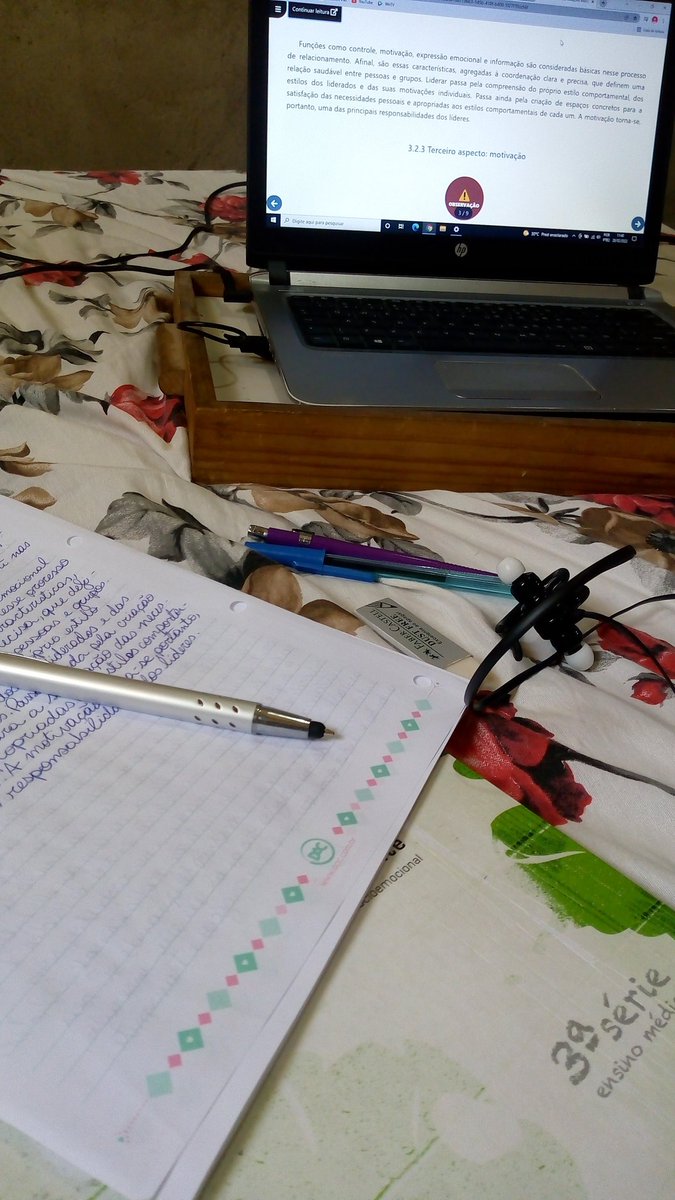 StitchStore2's tweet image. Bom dia Ohana 💜💙💜💙
Como estão ? Estão bebendo água ?
O calor tá de lascar aqui , ADM desceu pro litoral mas não deixou de estudar 🤠
O foco é o diploma .
E vcs ?