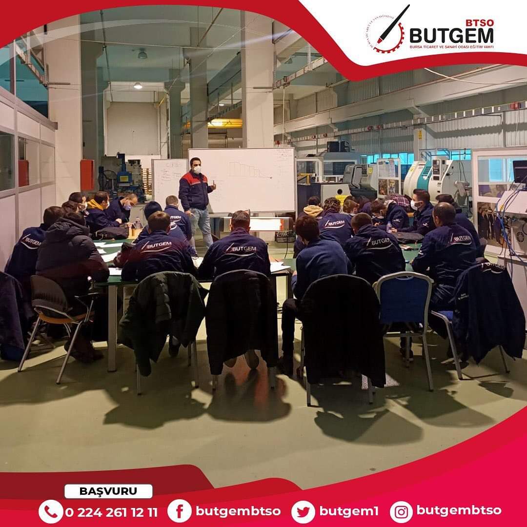 BUTGEM1's tweet photo. İstihdama yönelik meslek edindirme eğitimlerimizden CNC Operatörlüğü Eğitimi kursiyerlerimizin katılımıyla devam ediyor. Eğitim programlarımız ile ilgili ayrıntılı bilgi için; https://t.co/hOELwjODal
#BUTGEM #Eğitim #cnc #meslekeğitimi https://t.co/DQmjBIL9Jh